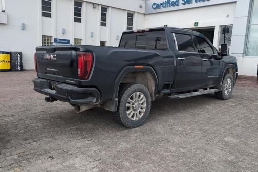 Hunter Green 2022 GMC Sierra 2500 Denali