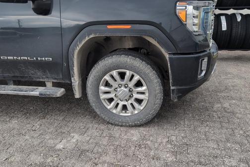 Hunter Green 2022 GMC Sierra 2500 Denali