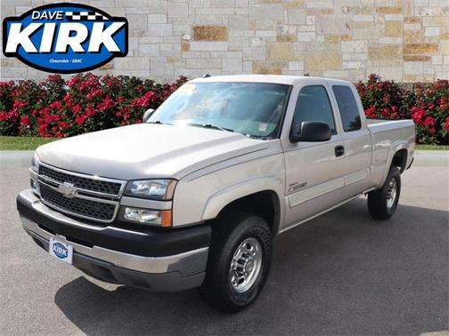 2005 Chevrolet Silverado 2500 LT H/D Extended Cab