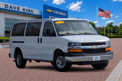 Summit White 2014 Chevrolet Express 2500 LT