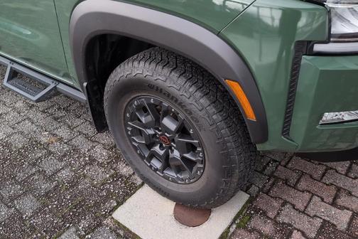 2024 Nissan Frontier PRO-4X