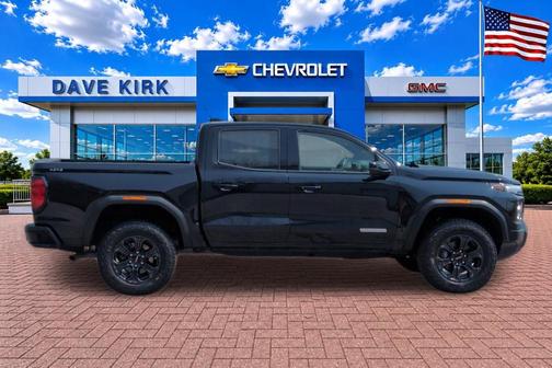 Onyx Black 2025 GMC Canyon Elevation