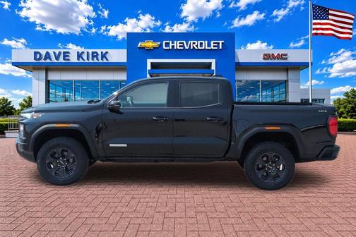 Onyx Black 2025 GMC Canyon Elevation