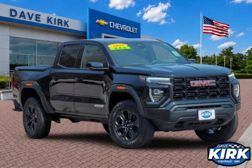 Onyx Black 2025 GMC Canyon Elevation