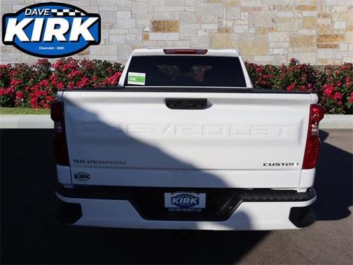 2025 Chevrolet Silverado 1500 Custom