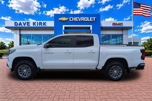 Summit White 2024 Chevrolet Colorado LT