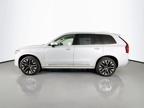 Gray Metallic 2026 Volvo XC90 Plug-In Hybrid Ultra, T8 AWD, Electric/Gasoline, Bright, 7 Seats