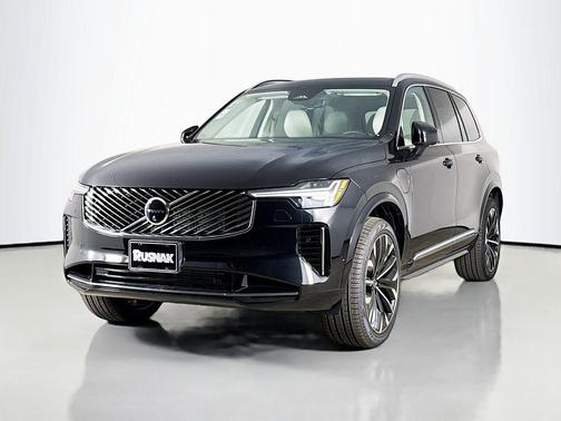 Onyx Black Metallic 2026 Volvo XC90 Plug-In Hybrid Ultra, T8 AWD, Electric/Gasoline, Bright, 6 Seats