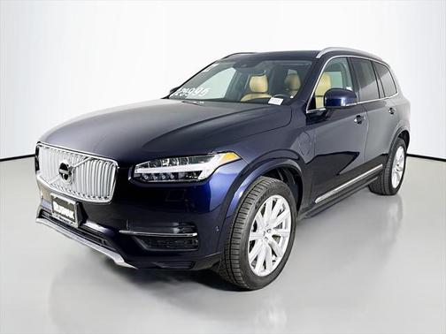 2017 Volvo XC90 Hybrid T8 Inscription