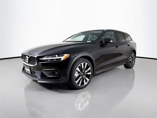 2020 Volvo V60 Cross Country T5
