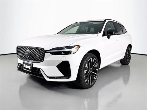 2026 Volvo XC60 B5 Ultra