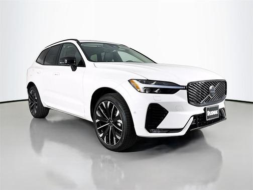 2026 Volvo XC60 B5 Ultra