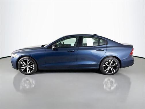 2025 Volvo S60 B5 Core