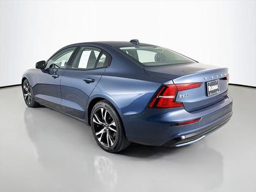2025 Volvo S60 B5 Core