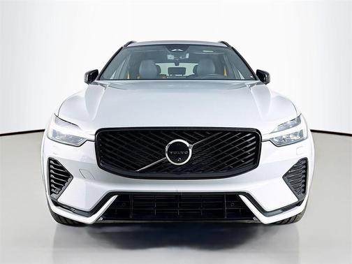 2026 Volvo XC60 Plug-In Hybrid T8 Polestar