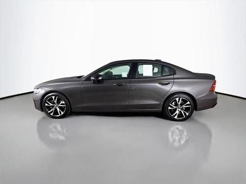2025 Volvo S60 B5 Core