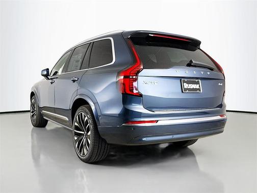 2026 Volvo XC90 B6 Plus 7-Seater