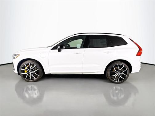 2026 Volvo XC60 Plug-In Hybrid T8 Polestar