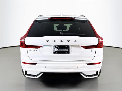 2026 Volvo XC60 Plug-In Hybrid T8 Polestar