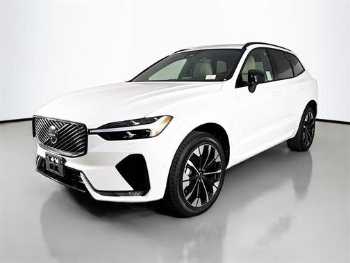 2026 Volvo XC60 B5 Plus