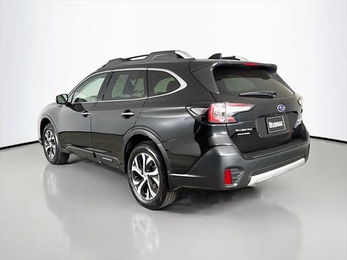 2022 Subaru Outback Touring XT