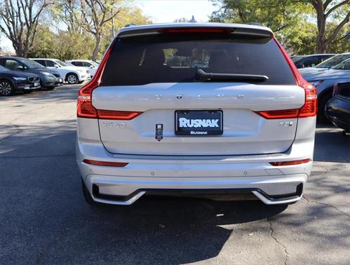 2025 Volvo XC60 Plug-In Hybrid T8 Plus