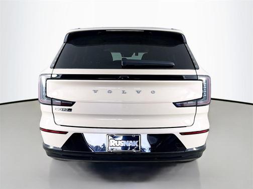 2025 Volvo EX90 Twin Motor Plus