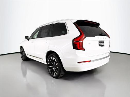 2026 Volvo XC90 B6 Plus 7-Seater