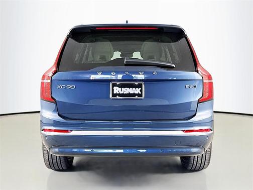 2026 Volvo XC90 B6 Ultra 7-Seater