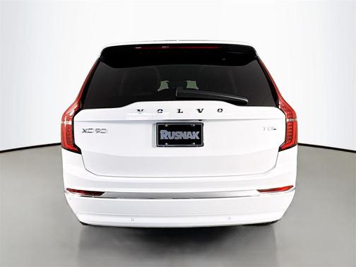 2026 Volvo XC90 Plug-In Hybrid T8 Core