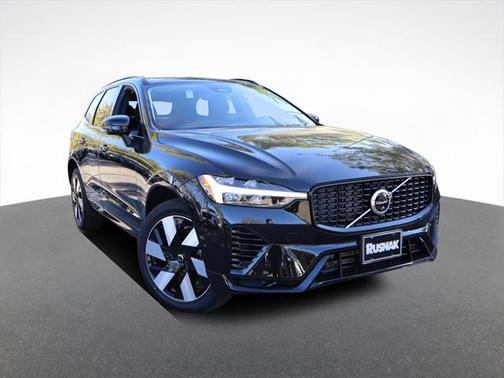 2025 Volvo XC60 Plug-In Hybrid T8 Ultra