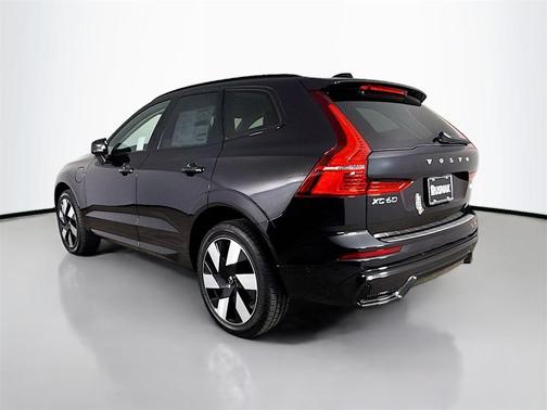 2025 Volvo XC60 Plug-In Hybrid T8 Ultra