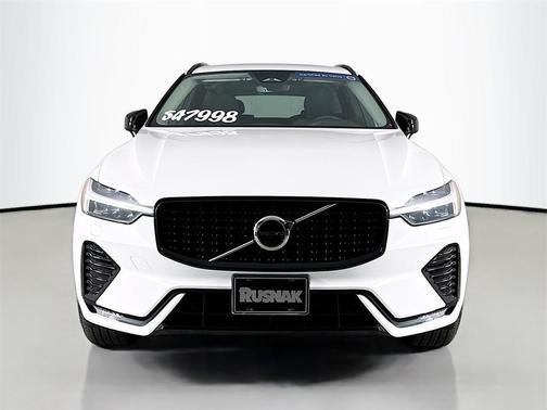 2025 Volvo XC60 B5 Core