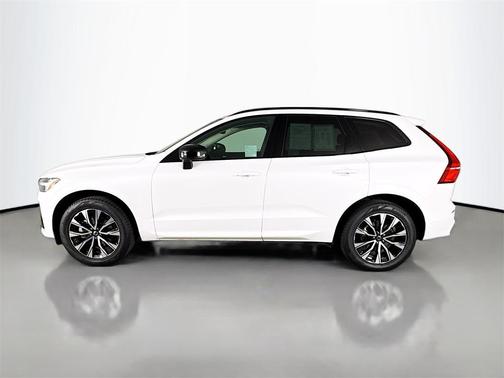 2025 Volvo XC60 B5 Core