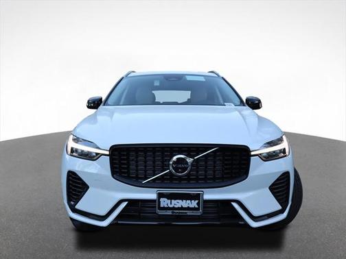 2025 Volvo XC60 Plug-In Hybrid T8 Ultra