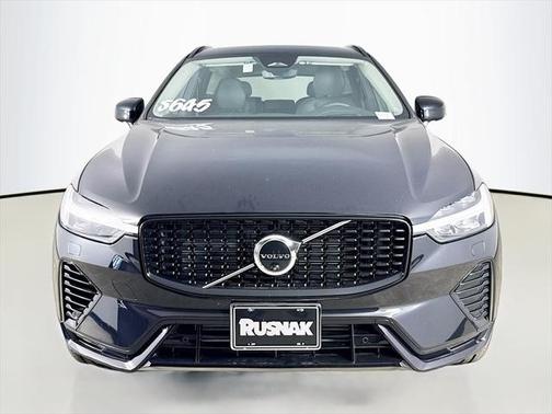 2025 Volvo XC60 Plug-In Hybrid T8 Ultra
