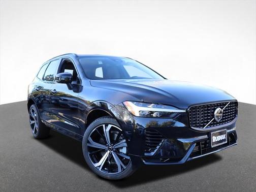 2025 Volvo XC60 Plug-In Hybrid T8 Ultra