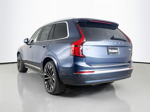 2026 Volvo XC90 Plug-In Hybrid T8 Plus 7-Seater