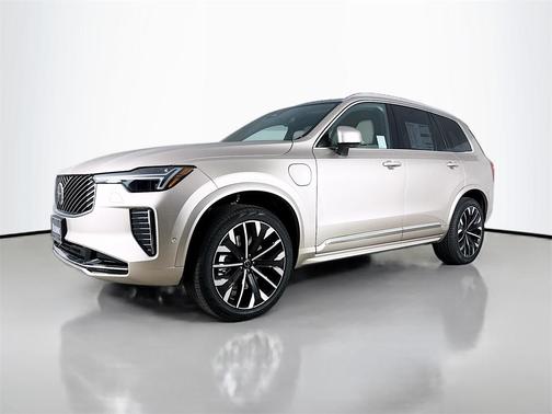 2026 Volvo XC90 Plug-In Hybrid T8 Plus 7-Seater