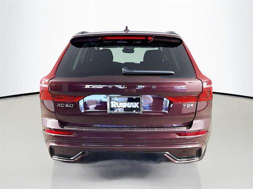 2026 Volvo XC60 Plug-In Hybrid T8 Plus