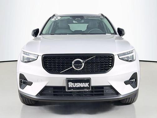 Silver 2023 Volvo XC40 B5 Ultimate Dark Theme