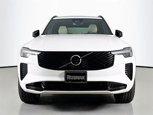 2026 Volvo XC90 B6 Ultra Dark Theme 7-Seater