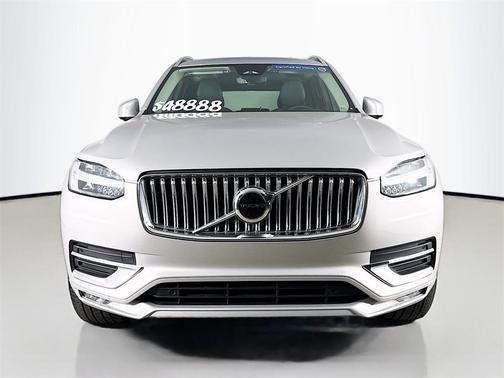 2025 Volvo XC90 B5 Core