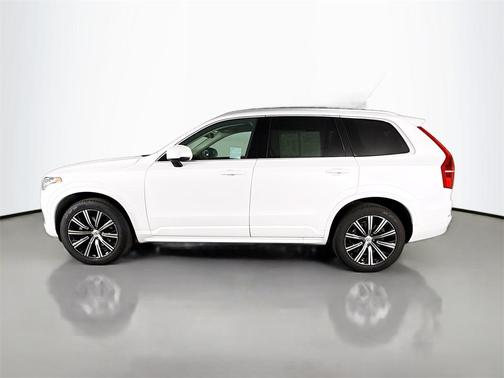 2023 Volvo XC90 B5 Core