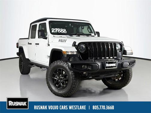 Bright White Clearcoat 2021 Jeep Gladiator Willys 4x4