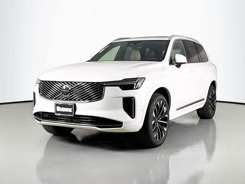 2026 Volvo XC90 B6 Plus 7-Seater