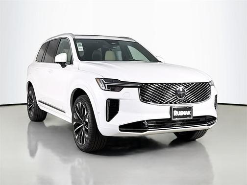 2026 Volvo XC90 B6 Plus 7-Seater