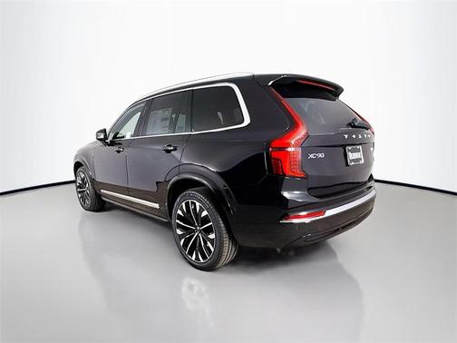 2026 Volvo XC90 B6 Plus 6-Seater