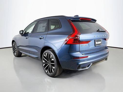 2026 Volvo XC60 B5 Ultra