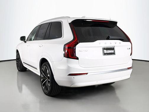 Crystal White Pearl 2026 Volvo XC90 Ultra, B6 AWD Gas (mild hybrid), Gasoline, Bright, 7 Seats